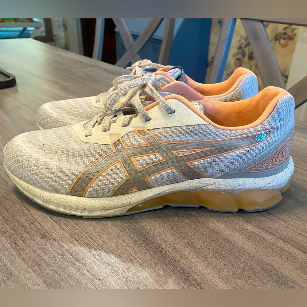 ASICS Women's Gel Quantum-180 Athletic Shoes